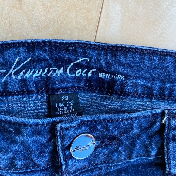 Kenneth Cole Skinny Jeans - Picture 5 of 8